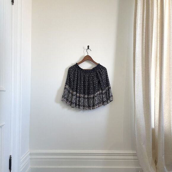 Off Shoulder Floral Shirt - Picture 2 of 2